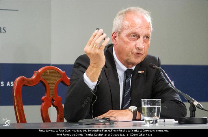 FOTOGALERÍA. Premios Príncipe de Asturias. Rueda de prensa de S. Max Planck