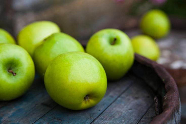 A la rica manzana de aquí!