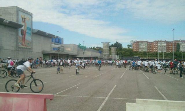 En Avilés van a mil por rueda