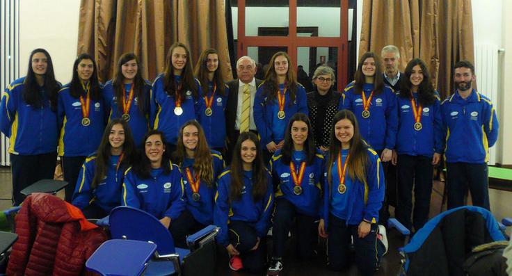 #Medalla de #Oro: selección asturiana cadete femenina de Balonmano