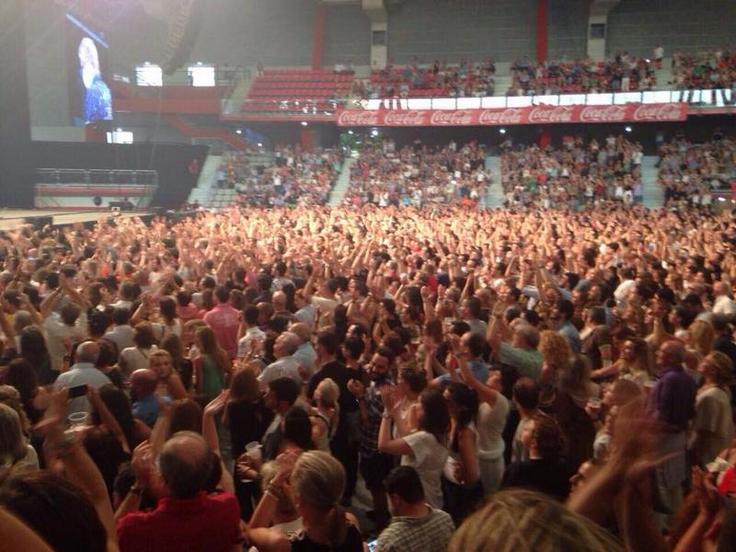 Elton John ya está tocando en Gijón