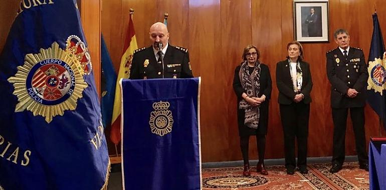 Toma de posesión del Comisario Gregorio Valverde, nuevo Jefe de la Comisaría de Avilés