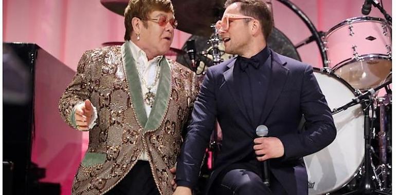 Rocketman: Elton John y Taron Egerton interpretando