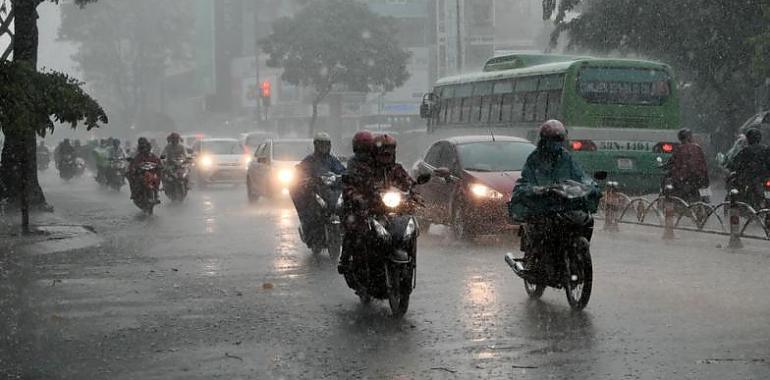 La lluvia dispara los accidentes en casi un 8%: ¿me cubre el seguro si resbalo 