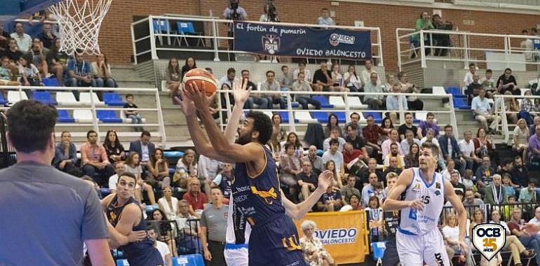 El Liberbank Oviedo Baloncesto comienza la Liga con victoria (70-61) 