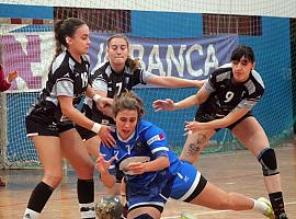 El Oviedo Balonmano Femenino logra dos valiosos puntos