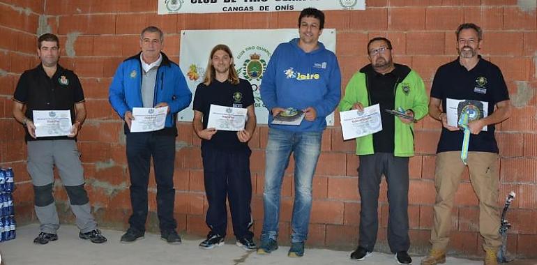 Juan Ignacio Tarapiella, campeon de Asturias de Mini f class 100 metros Restricted