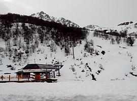 Fuentes de Invierno inicia este viernes la temporada de esquí con las 15 pistas abiertas