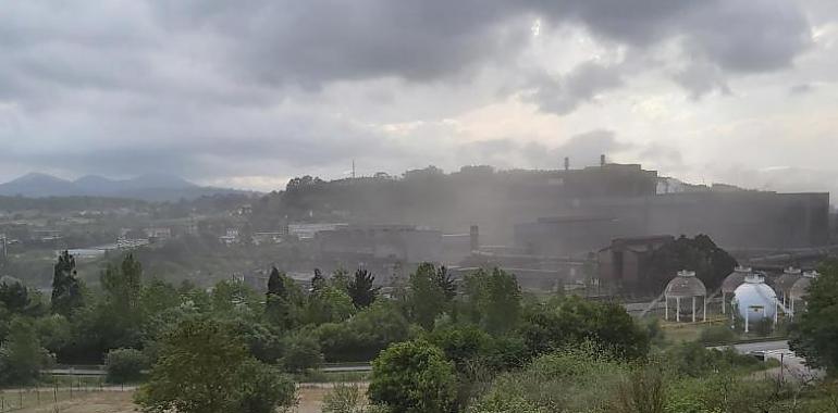 Ecologistas denuncian que sigue disparada la contaminación en la comarca de Gijón