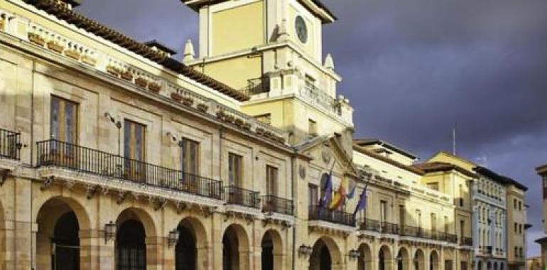 El Ayuntamiento de Oviedo recuerda la suspensión del cobro de tasas de terrazas y precios públicos