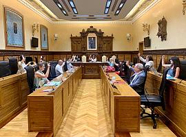 El Pleno municipal gijonés adapta su Reglamento a los cambios legislativos