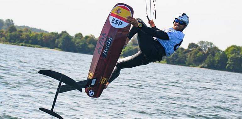 Gisela Pulido en el Top10 del Europeo de Formula Kite