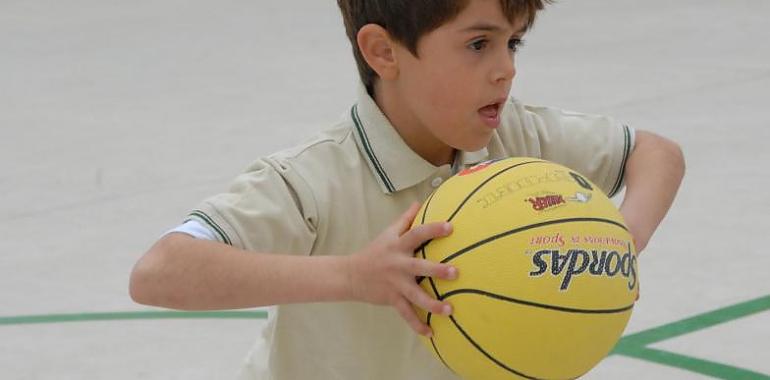 Asturias suma 43 aulas y 1.061 estudiantes aislados en la última semana por la incidencia de la covid-19 