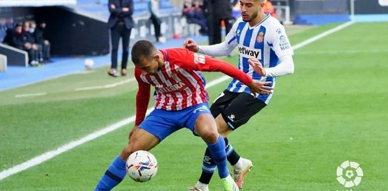 El Sporting mereciò un punto, pero marcha vacío de Cornellá