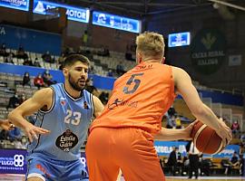 El Liberbank Oviedo Baloncesto cae ante el líder