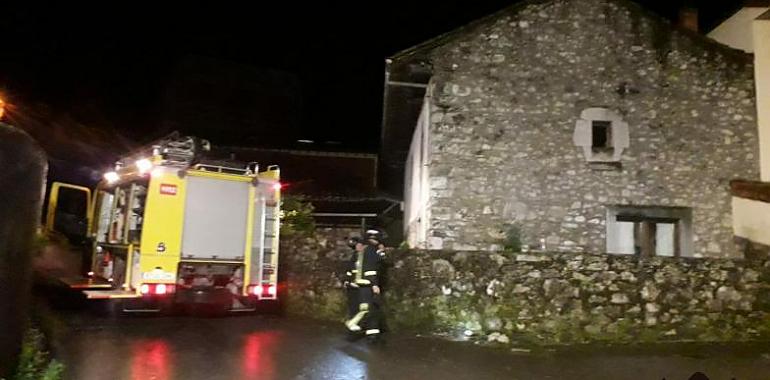 Sofocado con éxito un incendio en Llanes