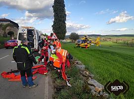 Herido grave un motorista en El Pedregal de Tineo