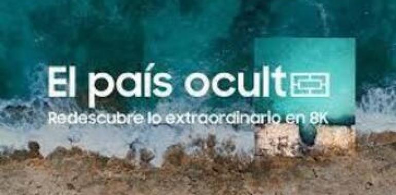 La playa de la Ballota seleccionada por la iniciativa "El País Oculto" para promover el turismo nacional este verano