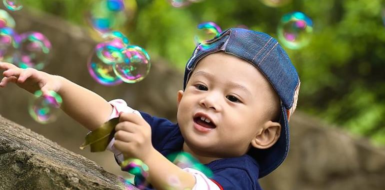 Ya tenemos nuevos juegos infantiles en el parque de Villalegre de Avilés