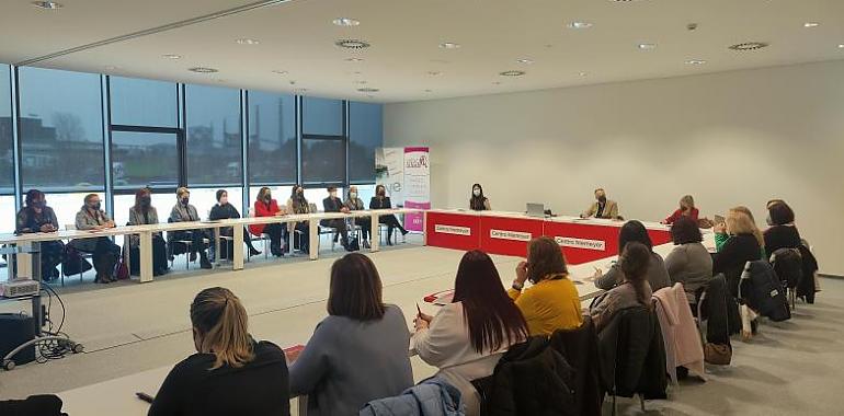 Participantes y mentoras de Enfoca Talento 6 por fin se conocen en Avilés