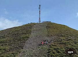 Los medios de Asturias (helis, sanitarios y bomberos) rescatan otro montañero La Mirandiella