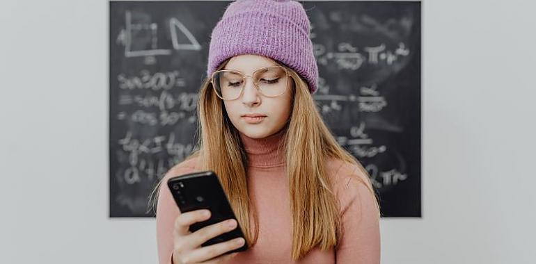 Dos de cada cinco adolescentes en España llevan gafas y la proporción no deja de aumentar