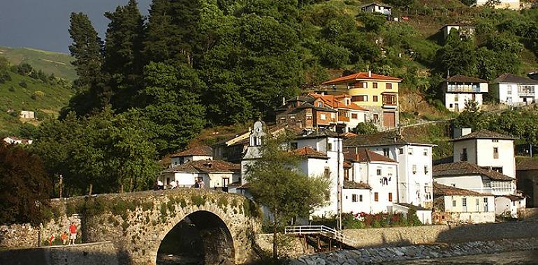 Cangas del Narcea quiere escuchar a los ciudadanos para proceder a la regularización de las actividades urbanísticas sujetas a declaración responsable