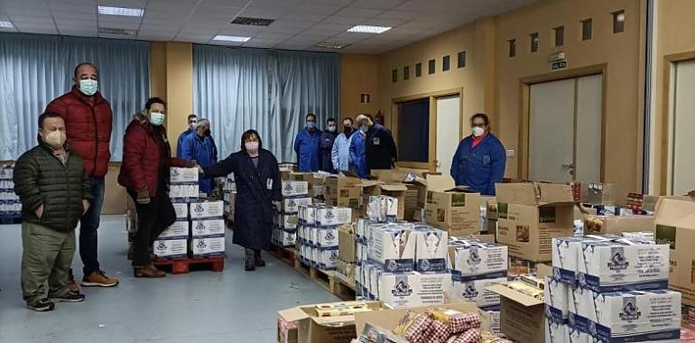 Cangas del Narcea reparte 7.666 kilos de alimentos entre 75 familias desfavorecidas