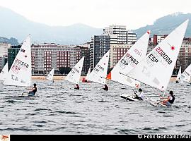 Primeros líderes del Trofeo de Verano de Vela Ligera del RCAR