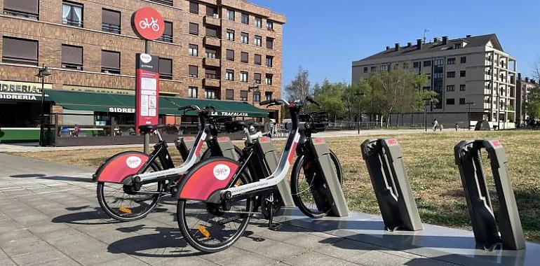 Gijón estrena el nuevo servicio de bicicletas eléctricas compartidas