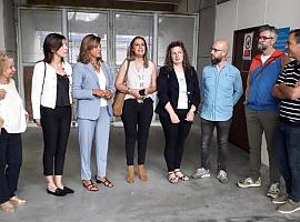 Rita Camblor ha asistido hoy a la inauguración del tercer curso de la sexta promoción de la Escuela de Verano de Asturianía