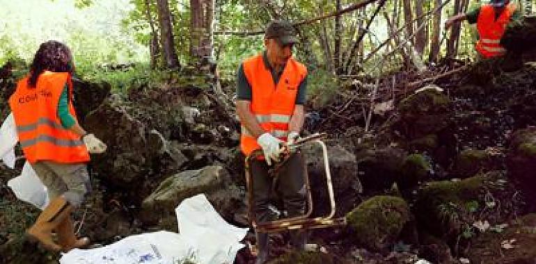 El Ayuntamiento de Avilés se suma a la Campaña de Limpiezas Voluntarias