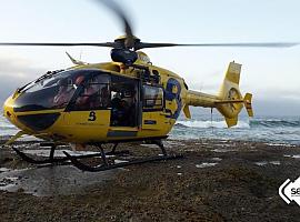 Rescatado "in extremis" en la playa de Ñora, al borde el ahogamiento