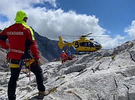 Herida en Cantabria rescatada por emergencias asturianas y trasladada al Huca