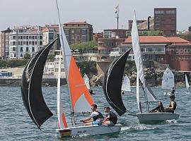 Este fin de semana tendrá lugar en la bahía de San Lorenzo la décimo novena edición del Trofeo de la Hispanidad de Vela Ligera