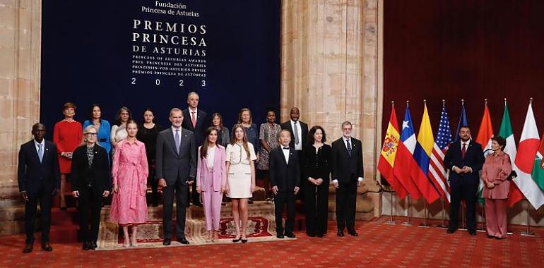 El Presidente del Principado asiste a las audiencias de los reyes a los galardonados con los Premios Princesa de Asturias