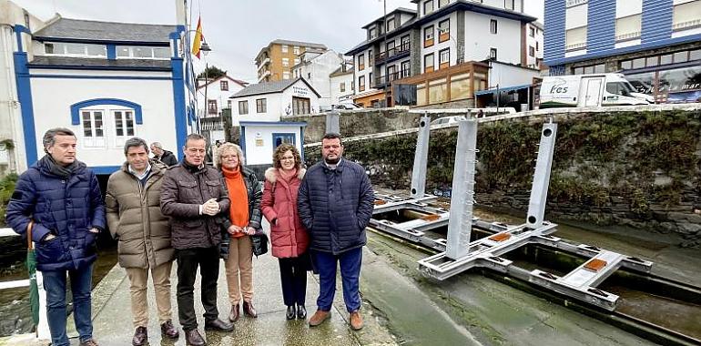 Ya en servicio el nuevo carro de varada de Puerto de Vega, que ha contado con una inversión de 500.000 euros