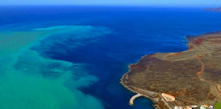 El Hierro sufrió ayer 7 sismos de baja intensidad mientras la mancha submarina se expande