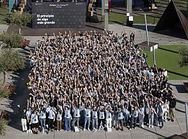 Jóvenes asturianos brillan en Barcelona con sus proyectos innovadores en el campus The Challenge de EduCaixa