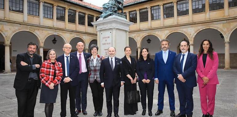 Ignacio Villaverde presenta su nuevo equipo de gobierno para la Universidad de Oviedo