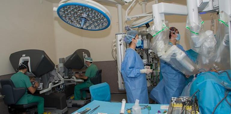 La unidad de urología HUCA en la vanguardia del tratamiento del cáncer de próstata con 3,000 consultas anuales y tecnología punta