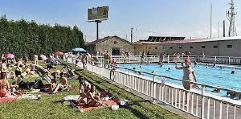 Detenido un hombre de 48 años por corrupción de menores en piscinas municipales de Oviedo