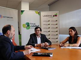 El Club de Calidad renueva convenio con Asturgar y Laboral Kutxa para fomentar el intercambio de experiencias empresariales