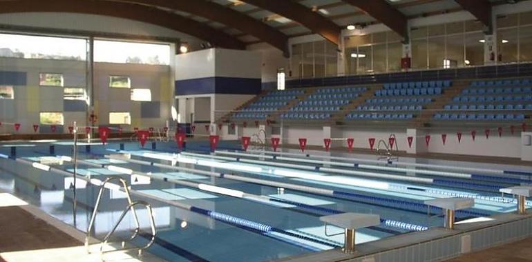 ¡Diversión para todos! Fiesta acuática en las piscinas del Complejo Deportivo Avilés