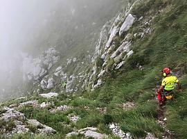 Rescate heroico en Cabrales: Escalador salva la vida tras una caída de 20 metros