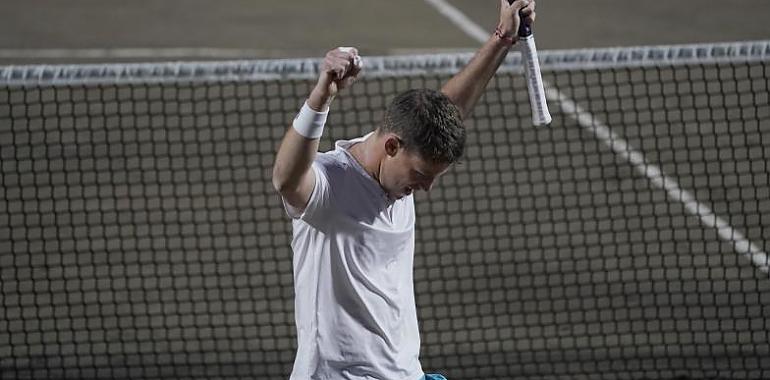 Diego Schwartzman y Pedro Cachín deslumbran en la final argentina del Torneo BDO Tenis Playa de Luanco