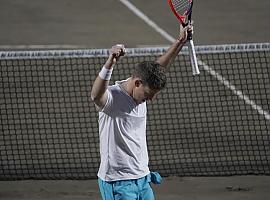 Diego Schwartzman y Pedro Cachín deslumbran en la final argentina del Torneo BDO Tenis Playa de Luanco