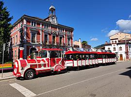 El Tren Turístico de Aller regresa este verano con nuevos y atractivos itinerarios 