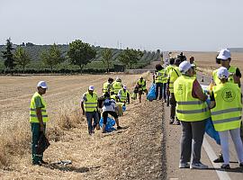 Alerta sobre los peligros de la basuraleza en las carreteras durante la operación salida