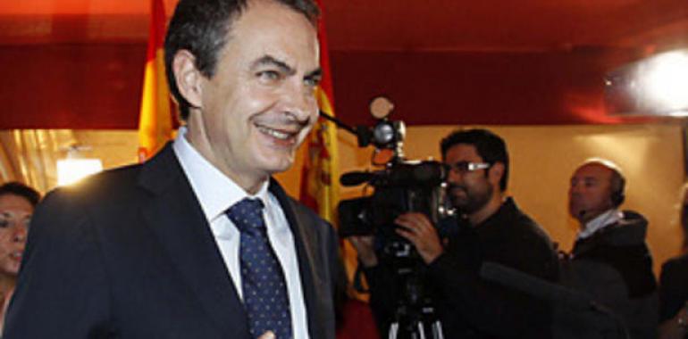 Zapatero: "La Constitución debe seguir siendo un camino de progreso y de bienestar" 